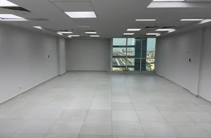 مساحات مكتبية - استوديو - 2 حمامات للايجار في بيزنس بلاس - شارع التسعين الشمالي - التجمع الخامس - مدينة القاهرة الجديدة - القاهرة
