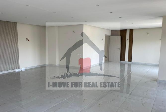7967989 - Property Main Image