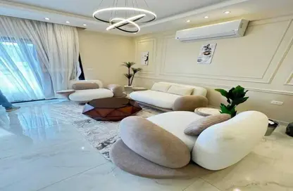 Apartment - 3 Bedrooms - 3 Bathrooms for rent in Eastown - 5th Settlement Compounds - The 5th Settlement - New Cairo City - Cairo