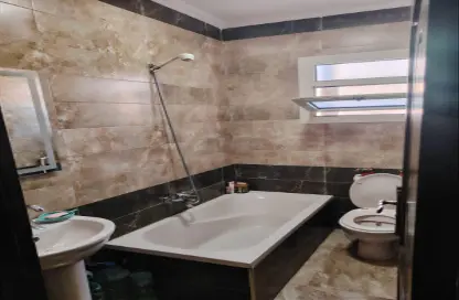 شقة - 3 غرف نوم - 2 حمامات للبيع في كليوباترا - حي شرق - الاسكندرية