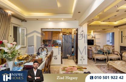 Apartment - 3 Bedrooms - 1 Bathroom for sale in Laurent - Hay Sharq - Alexandria
