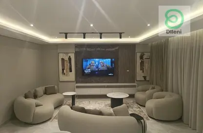 Apartment - 3 Bedrooms - 3 Bathrooms for sale in Lake View Residence - 5th Settlement Compounds - The 5th Settlement - New Cairo City - Cairo