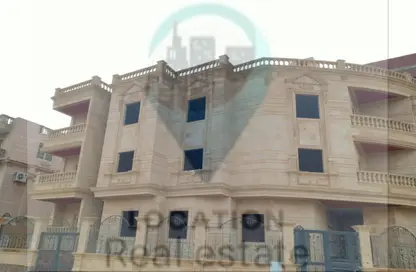 دوبلكس - 4 غرف نوم - 3 حمامات للبيع في الحي الخامس - مدينة العبور - القليوبية