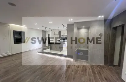 Apartment - 3 Bedrooms - 3 Bathrooms for sale in Eastown - 5th Settlement Compounds - The 5th Settlement - New Cairo City - Cairo