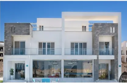 Chalet - 2 Bedrooms - 2 Bathrooms for sale in Sea View - Ras Al Hekma - North Coast