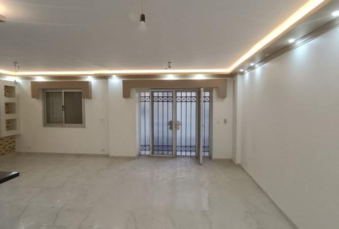 8021883 - Property Image 2