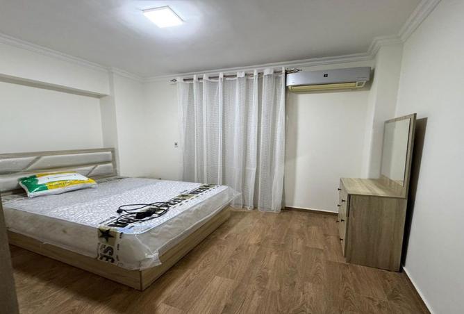 8263868 - صورة العقار 2