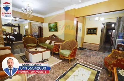 Apartment - 4 Bedrooms - 2 Bathrooms for sale in Camp Chezar - Hay Wasat - Alexandria