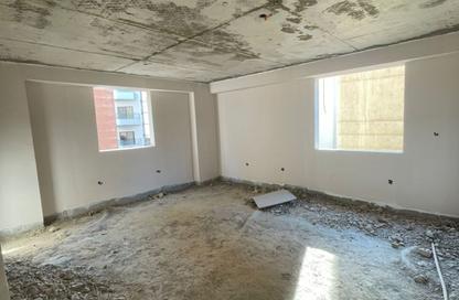 Apartment - 3 Bedrooms - 3 Bathrooms for sale in Al Shouyfat - 5th Settlement Compounds - The 5th Settlement - New Cairo City - Cairo