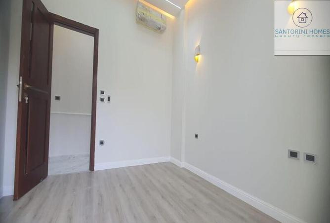 8120261 - Property Image 2
