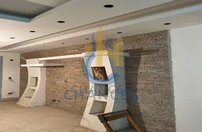 Apartment - 3 Bedrooms - 1 Bathroom for sale in Maadi Gardens - Maadi - Hay El Maadi - Cairo