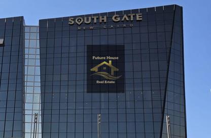 Office Space - Studio - 2 Bathrooms for rent in Trivium Square - North Teseen St. - The 5th Settlement - New Cairo City - Cairo