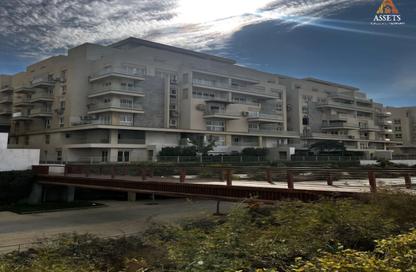 Apartment - 2 Bedrooms - 3 Bathrooms for sale in Mountain View iCity - 5th Settlement Compounds - The 5th Settlement - New Cairo City - Cairo