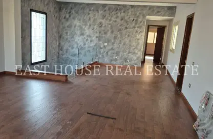 Penthouse - 3 Bedrooms - 2 Bathrooms for rent in Ganoob El Acadimia - New Cairo City - Cairo