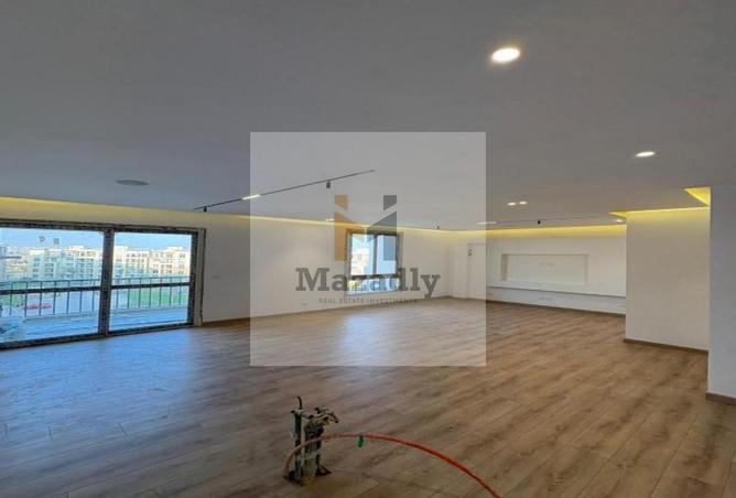 8181440 - Property Image 2