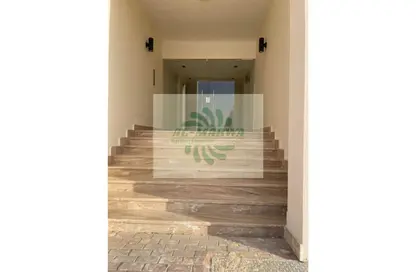 Apartment - 2 Bedrooms - 1 Bathroom for sale in Village West - Sheikh Zayed Compounds - Sheikh Zayed City - Giza