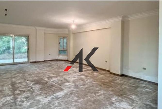 8220040 - Property Image 2