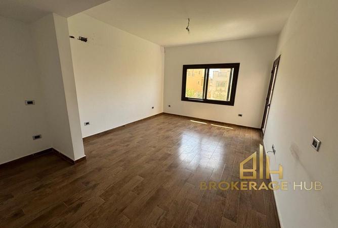 8094676 - Property Image 3