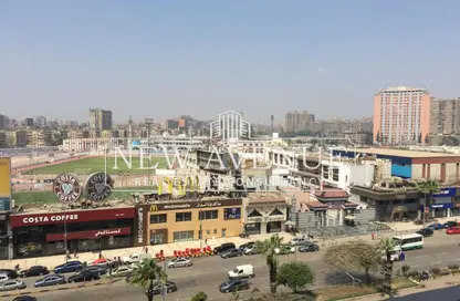 Apartment - 3 Bedrooms - 3 Bathrooms for sale in Gameat Al Dewal Al Arabeya St. - Mohandessin - Giza