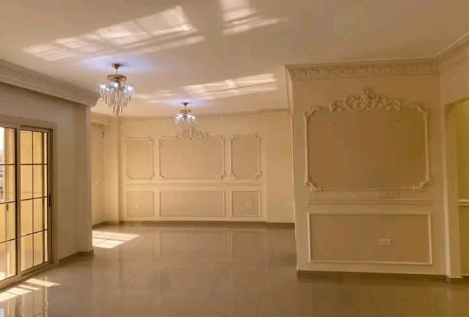 8186389 - Property Image 2