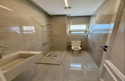 Apartment - 3 Bedrooms - 2 Bathrooms for sale in West Arabella - 5th Settlement Compounds - The 5th Settlement - New Cairo City - Cairo