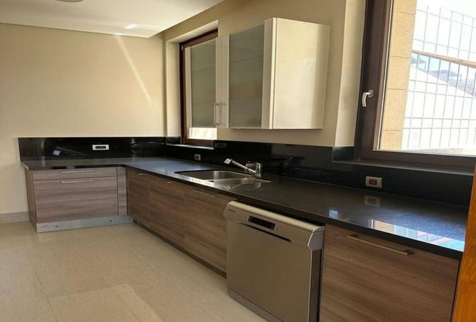 8195034 - Property Image 2