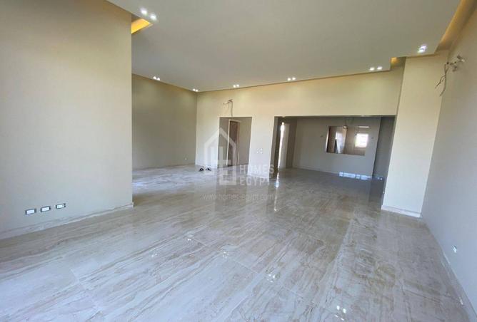 8011898 - Property Image 3