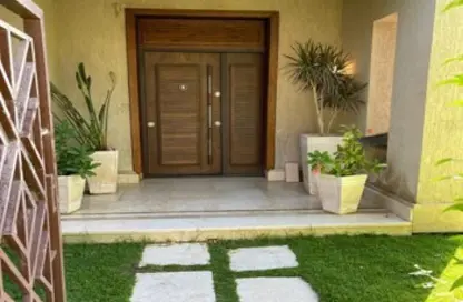 Villa - 5 Bedrooms - 5 Bathrooms for rent in New Giza - Cairo Alexandria Desert Road - 6 October City - Giza