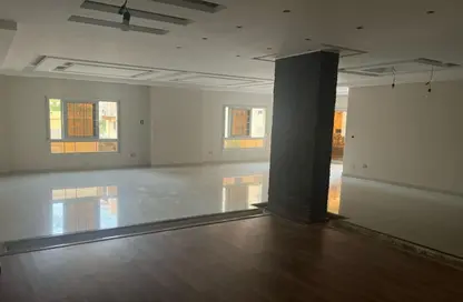 Apartment - 3 Bedrooms - 3 Bathrooms for sale in Moon Valley - South Investors Area - New Cairo City - Cairo