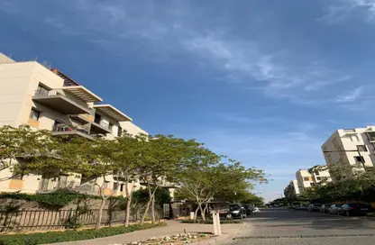 Penthouse - 3 Bedrooms - 3 Bathrooms for sale in Eastown - 5th Settlement Compounds - The 5th Settlement - New Cairo City - Cairo