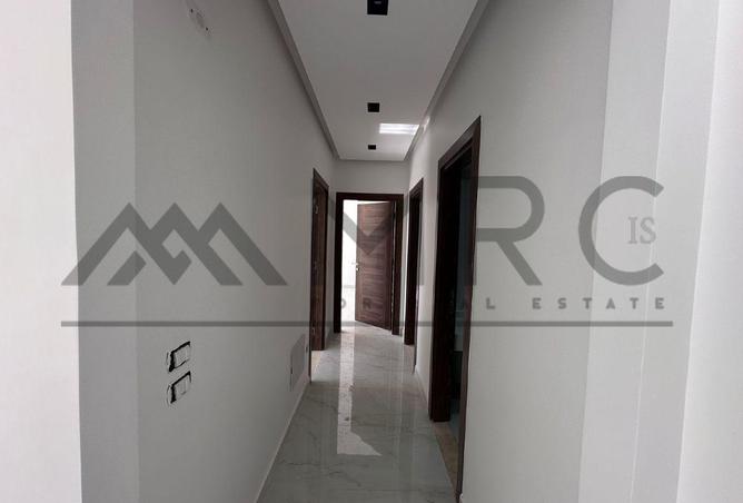 8113352 - Property Image 3