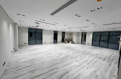 Office Space - Studio - 3 Bathrooms for rent in Hyde Park - 5th Settlement Compounds - The 5th Settlement - New Cairo City - Cairo