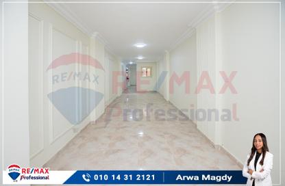Apartment - 3 Bedrooms - 2 Bathrooms for sale in Al Kornish Square - Sporting - Hay Sharq - Alexandria