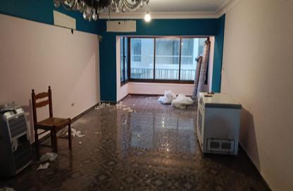 Apartment - 3 Bedrooms - 2 Bathrooms for sale in Hassan Ma'moon St. - 6th Zone - Nasr City - Cairo