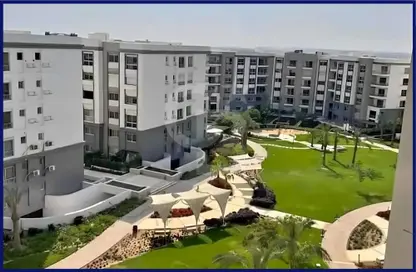 Apartment - 3 Bedrooms - 3 Bathrooms for sale in Hyde Park - 5th Settlement Compounds - The 5th Settlement - New Cairo City - Cairo