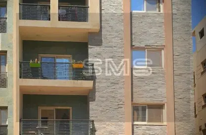 Apartment - 3 Bedrooms - 2 Bathrooms for rent in Zizinia St. - South Investors Area - New Cairo City - Cairo