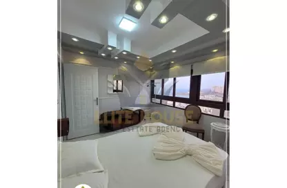 شقة - 4 غرف نوم - 1 حمام للايجار في شارع المشير احمد اسماعيل - سيدي جابر - حي شرق - الاسكندرية