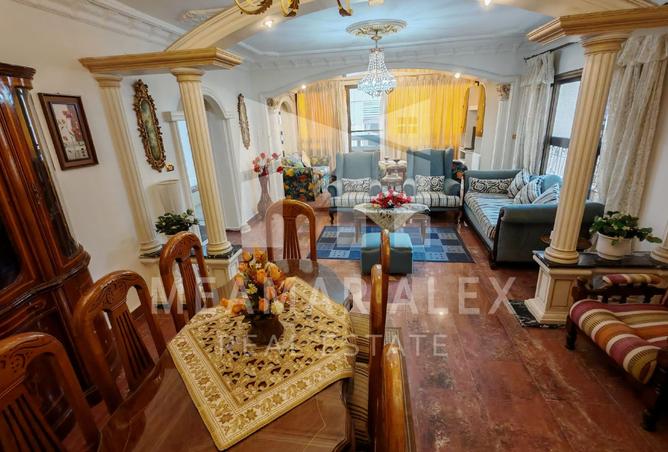 8184550 - Property Image 2