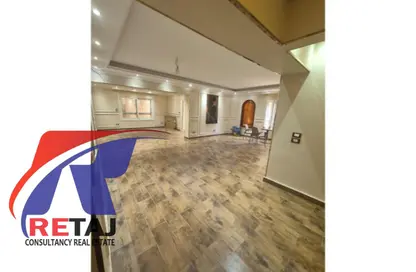 Apartment - 3 Bedrooms - 1 Bathroom for rent in Hafez Ramadan St. - 6th Zone - Nasr City - Cairo