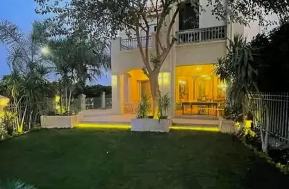 Villa - 4 Bedrooms - 4 Bathrooms for sale in Hood 8 Side St. - Green Belt - 6 October City - Giza