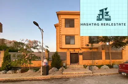Villa - 5 Bedrooms - 4 Bathrooms for sale in Golf Al Solimania - Cairo Alexandria Desert Road - 6 October City - Giza