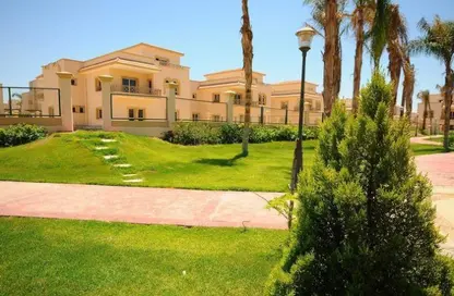 Villa - 4 Bedrooms - 4 Bathrooms for sale in Greens - 6th District - Sheikh Zayed City - Giza