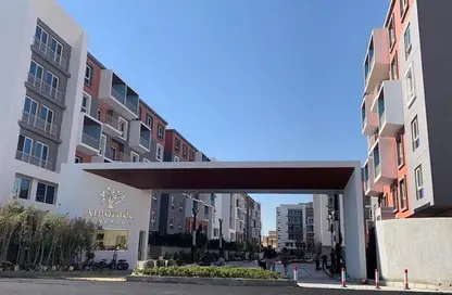 Apartment - 3 Bedrooms - 2 Bathrooms for sale in Amorada - 5th Settlement Compounds - The 5th Settlement - New Cairo City - Cairo