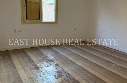 Apartment - 3 Bedrooms - 2 Bathrooms for rent in Ganoob El Acadimia - New Cairo City - Cairo