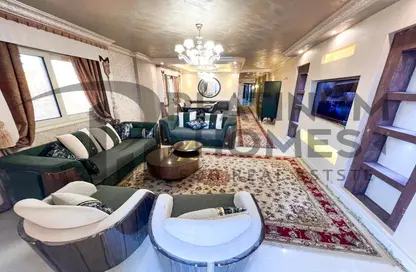 شقة - 3 غرف نوم - 3 حمامات للبيع في سيدي بشر - حي اول المنتزة - الاسكندرية
