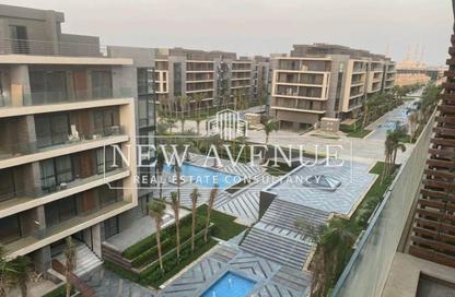 Apartment - 1 Bedroom - 2 Bathrooms for sale in El Patio 7 - 5th Settlement Compounds - The 5th Settlement - New Cairo City - Cairo