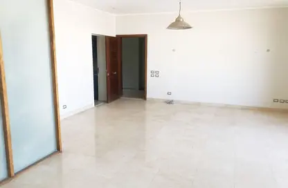 شقة - 2 غرف نوم - 2 حمامات للايجار في فيلدج جيت - المستثمرين الجنوبية - مدينة القاهرة الجديدة - القاهرة
