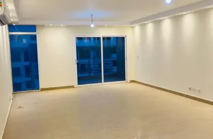 Apartment - 3 Bedrooms - 3 Bathrooms for rent in Hyde Park - New Cairo City - Cairo