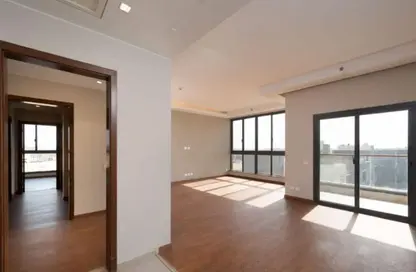 Apartment - 3 Bedrooms - 3 Bathrooms for sale in Aeon - 6 October Compounds - 6 October City - Giza
