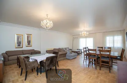Apartment - 4 Bedrooms - 3 Bathrooms for rent in Kafr Abdo St. - Kafr Abdo - Roushdy - Hay Sharq - Alexandria